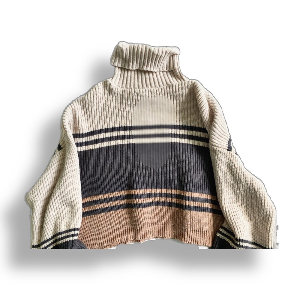 MM turtle neck sweater, very soft!